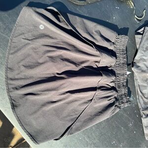 Women's lululemon Black Skirt